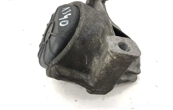 Audi A4 S4 B8 8K Engine mount bracket 8K0198381