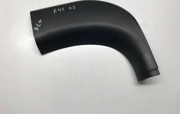 Foot area side trim