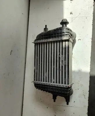 Nissan Primera Intercooler radiator 14461 Y013000101114