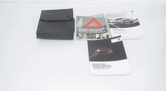 BMW X3 F25 Owners service history hand book 2970549 01402970549 BL292392702Q