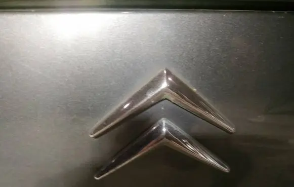 Citroen C3 Manufacturer badge logo/emblem 
