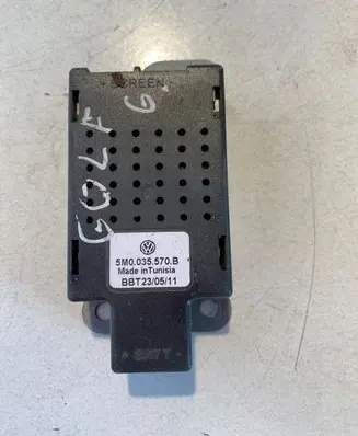 Volkswagen Golf VI Aerial antenna amplifier 5M0035570B