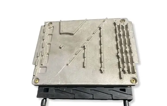 Volvo V70 Engine control unit/module 0281010319