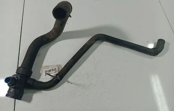 Audi A6 S6 C5 4B Engine coolant pipe/hose