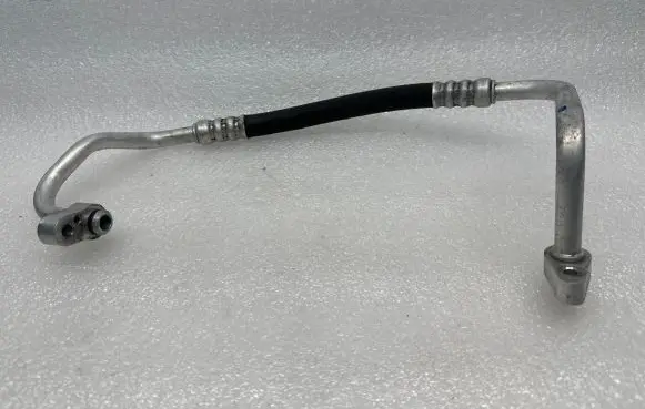 Jaguar XK8 - XKR Air conditioning (A/C) pipe/hose