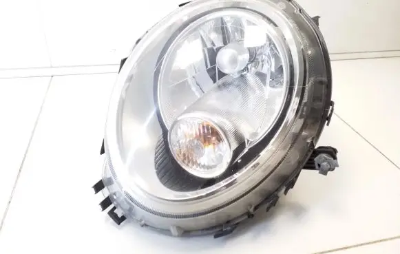 Mini One - Cooper Clubman R55 Headlight/headlamp 16081803 0301225303