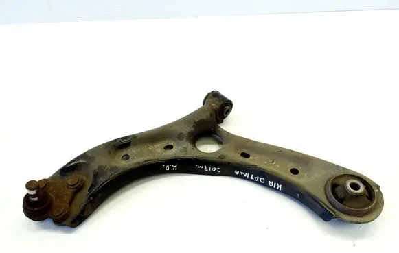 KIA Optima Front lower control arm/wishbone