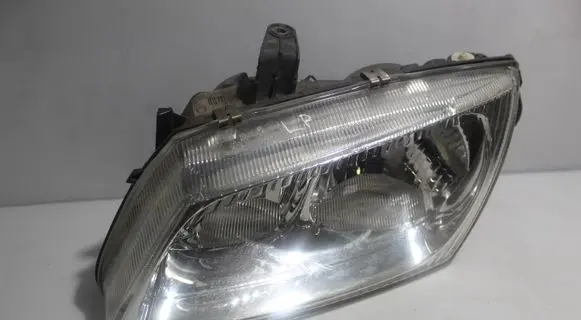 Nissan Almera N16 Headlight/headlamp