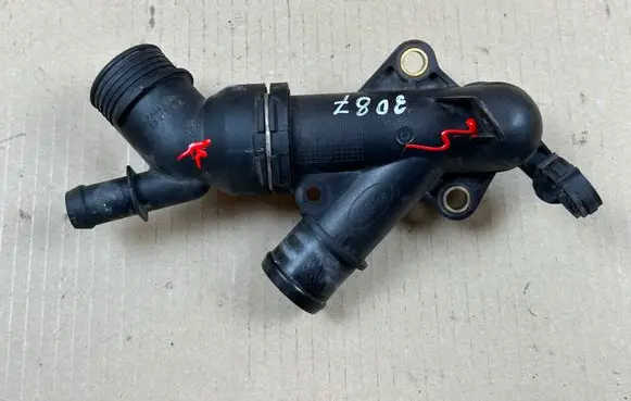 Jaguar F-Pace Thermostat/thermostat housing G4D38A544AA