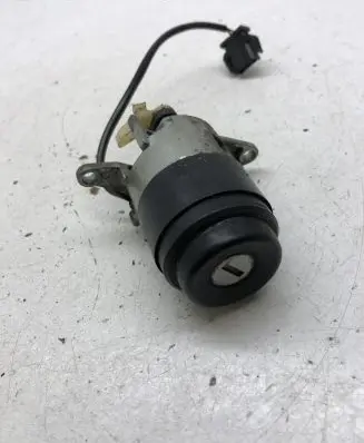 Audi 100 S4 C4 Tailgate exterior lock 