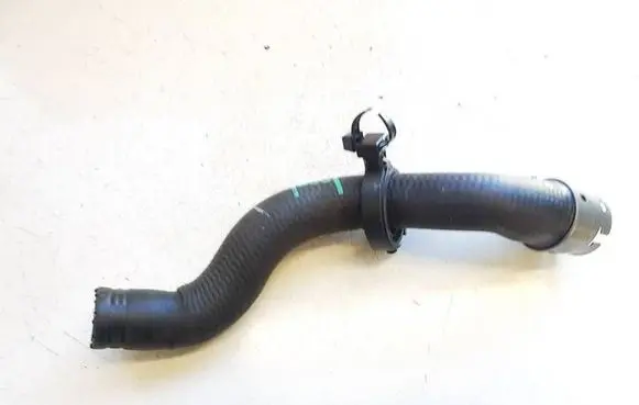Mercedes-Benz EQB Engine coolant pipe/hose