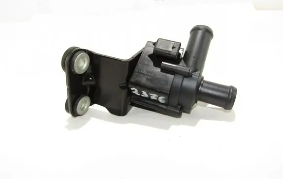 Ford Kuga II Electric auxiliary coolant/water pump DS7G8C419CB