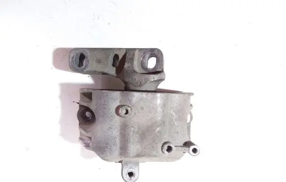 Volkswagen Golf V Engine mount bracket 1K0199262