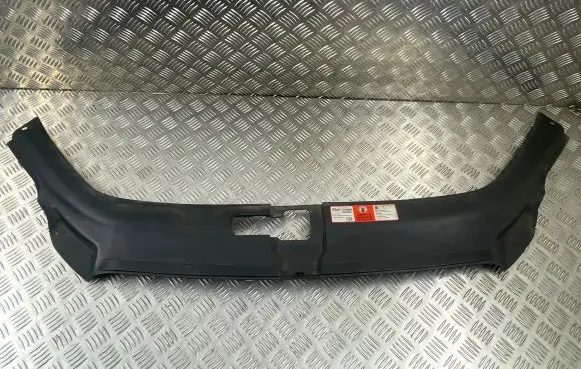 Audi Q7 4L Radiator trim 4L0807081