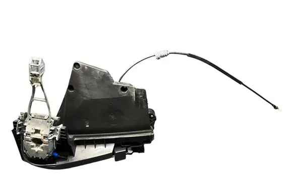 Volvo C30 Front door lock 240015103 998456104 31214730