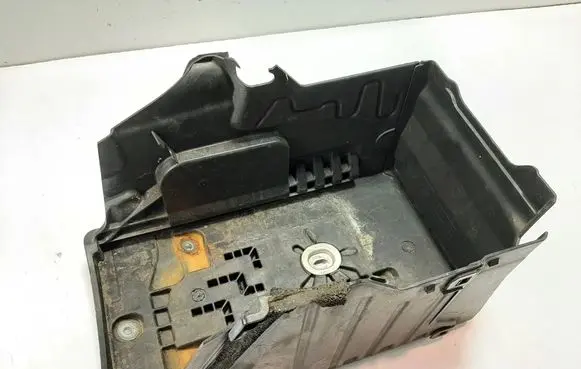 Volvo XC70 Battery box tray 31294078 31299867