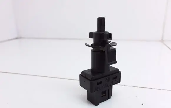 Mercedes-Benz E W210 Clutch pedal sensor 0045452114