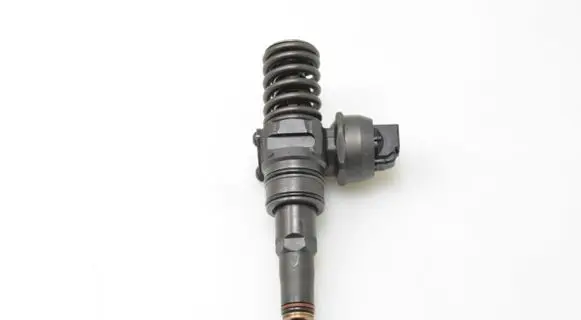 Skoda Octavia Mk2 (1Z) Fuel injector 038130073AG