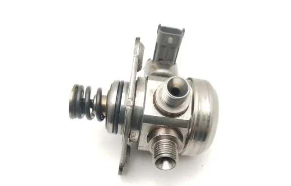 Jaguar XJ X351 Fuel injection high pressure pump DX239D376AA