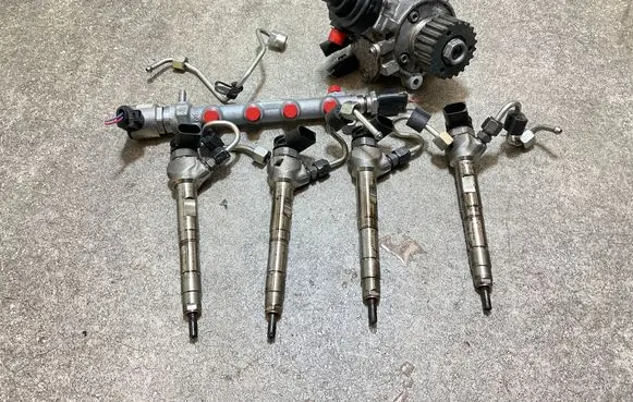 Skoda Octavia Mk4 Fuel injector 0445110835 05L130277E 05L130755