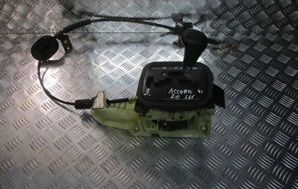 Honda Accord Gear selector/shifter in gearbox 