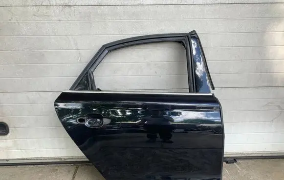Audi A8 S8 D4 4H Rear door 4H0833312