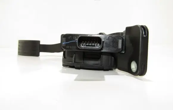 Ford Kuga II Accelerator throttle pedal F1DC9F836AA