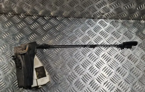 Seat Alhambra (Mk1) Rear door lock