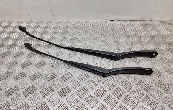 Ford Focus Front wiper blade arm JX7B17527AB JX7B17526AB