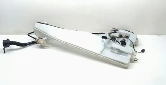 BMW X5 E70 Windshield washer fluid reservoir/tank 7161476