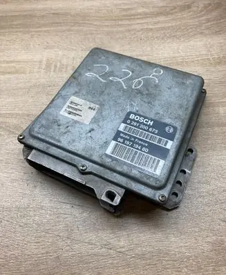 Peugeot 405 Engine control unit/module ECU 9619719480 0261200673
