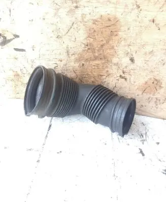 Audi A4 S4 B7 8E 8H Air intake hose/pipe 8E0129615