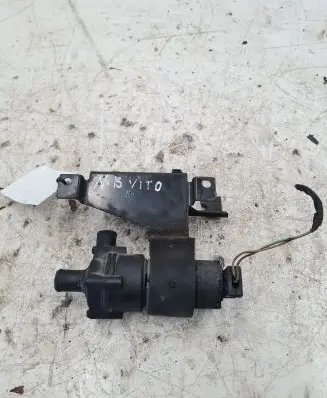 Mercedes-Benz Vito Viano W638 Electric auxiliary coolant/water pump 0018351364