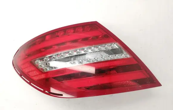 Mercedes-Benz C W204 Rear/tail lights A2048205464