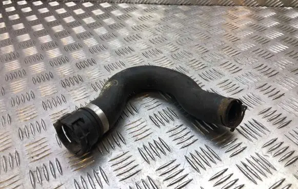 Audi A6 S6 C6 4F Engine coolant pipe/hose