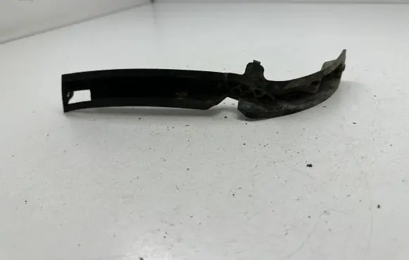 Volkswagen PASSAT B6 Front bumper mounting bracket 3C0807178