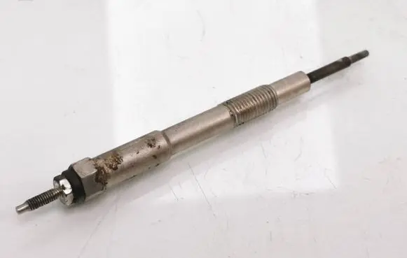 Mazda 6 Glow plug R2AA18601 04M0207941890