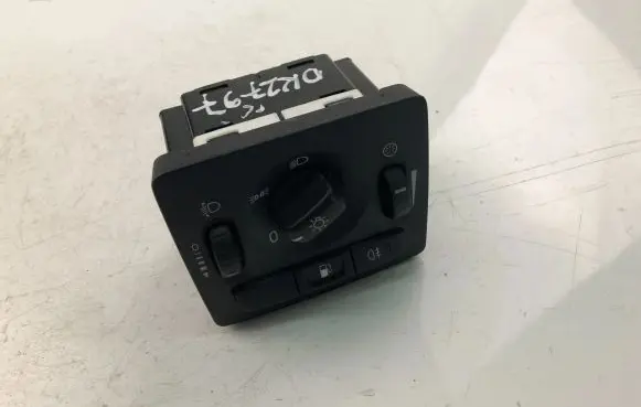 Volvo S40 Light switch 30739298