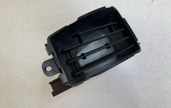 Subaru Legacy Dashboard side air vent grill/cover trim