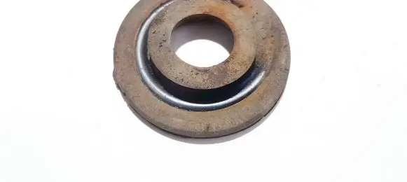 Volkswagen PASSAT B6 Front coil spring rubber mount 1k0512149b