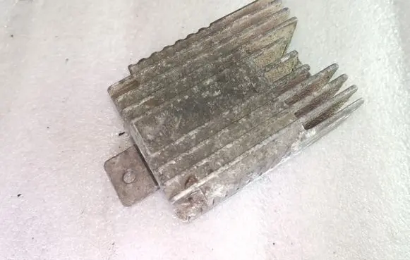 Coolant fan relay