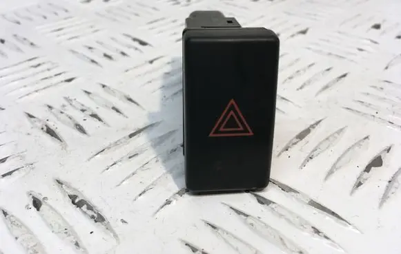 Toyota Avensis T250 Hazard light switch 157963 TR9503