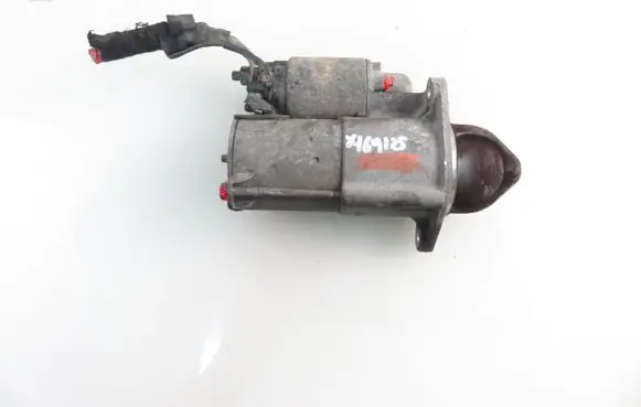 Opel Zafira B Starter motor 55556092