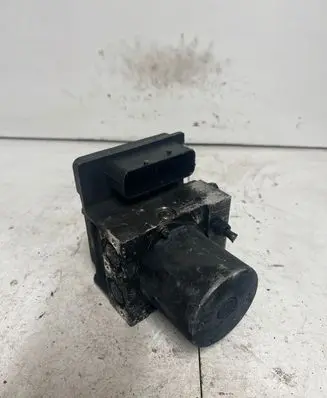 BMW 5 E60 E61 ABS Pump 6768906 6768908