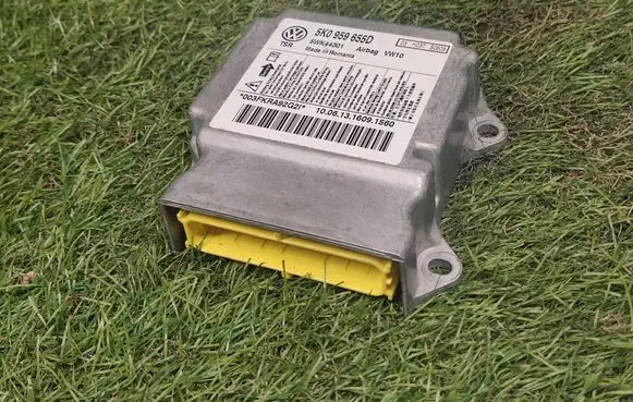 Volkswagen Golf VI Airbag control unit/module 5K0959655D 5WK44301