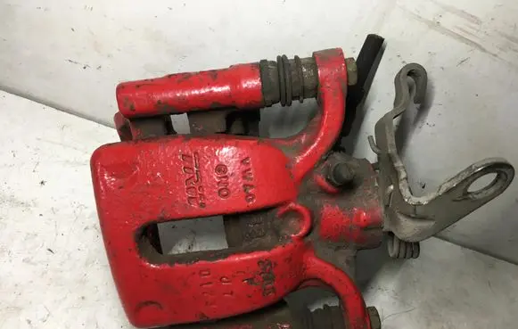 Skoda Octavia Mk3 (5E) Rear brake caliper