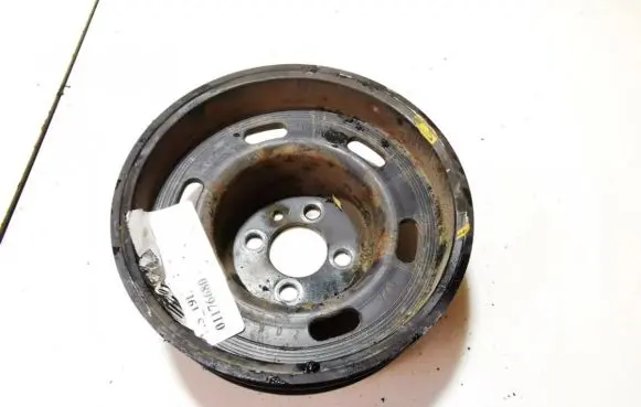 Audi A4 S4 B5 8D Crankshaft pulley 050105255d