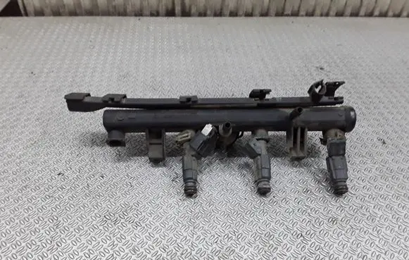 Volkswagen Polo III 6N 6N2 6NF Fuel injectors set 030133319AA 0280151071