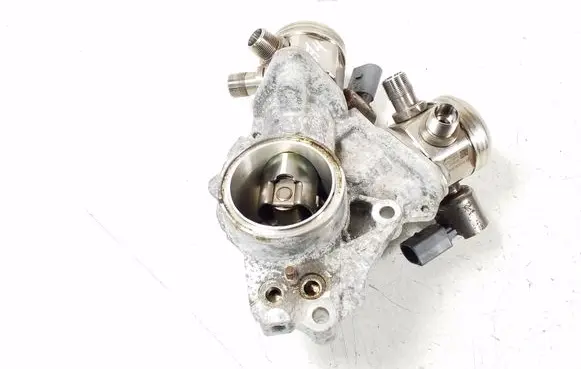 Mercedes-Benz S W221 Fuel injection high pressure pump A2780700330 A2780700101