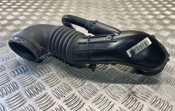 BMW 3 E92 E93 Air intake hose/pipe 7804846